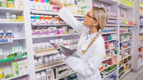Pharmacy Sales Assistant. Location: ANN ARBOR, MI (771 AIRPORT BLVD) Job Description. Assists pharmacist with processing, pricing and selling prescriptions to customers. Assists customers at counter, retrieves prescriptions, rings up orders. Orders and stocks drugs, supplies, and over-the-counter merchandise. For additional information …